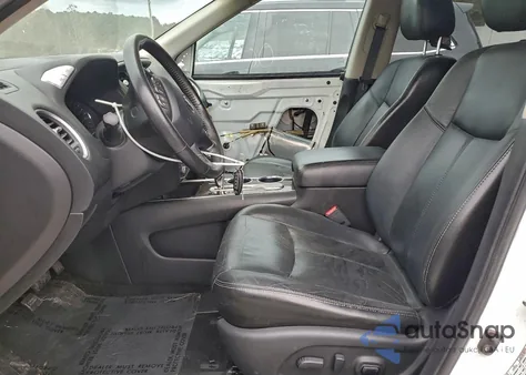 2013 Nissan Pathfinder S z USA, uszkodzony, nr VIN 5N1AR2MN2DC637077